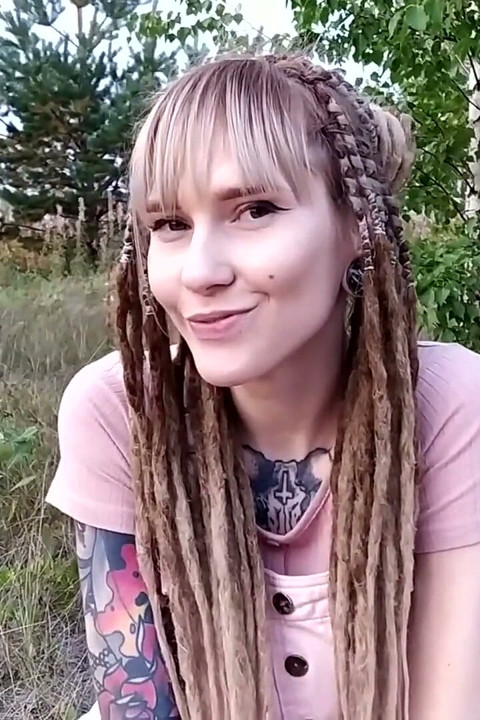 Skinny Girl Does Blowjob and Makes Him Cum with Her Feet