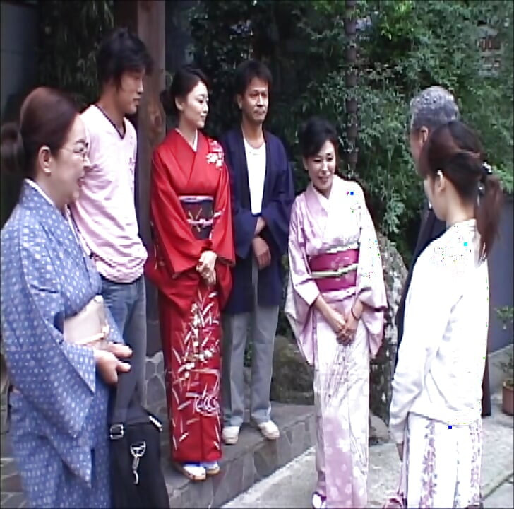 P128G03 The beautiful proprietress of a quiet mountain hot spring inn near Tokyo. Lesbian sisters, forbidden sex at home!　A sensual erotic drama that evokes the Showa era!