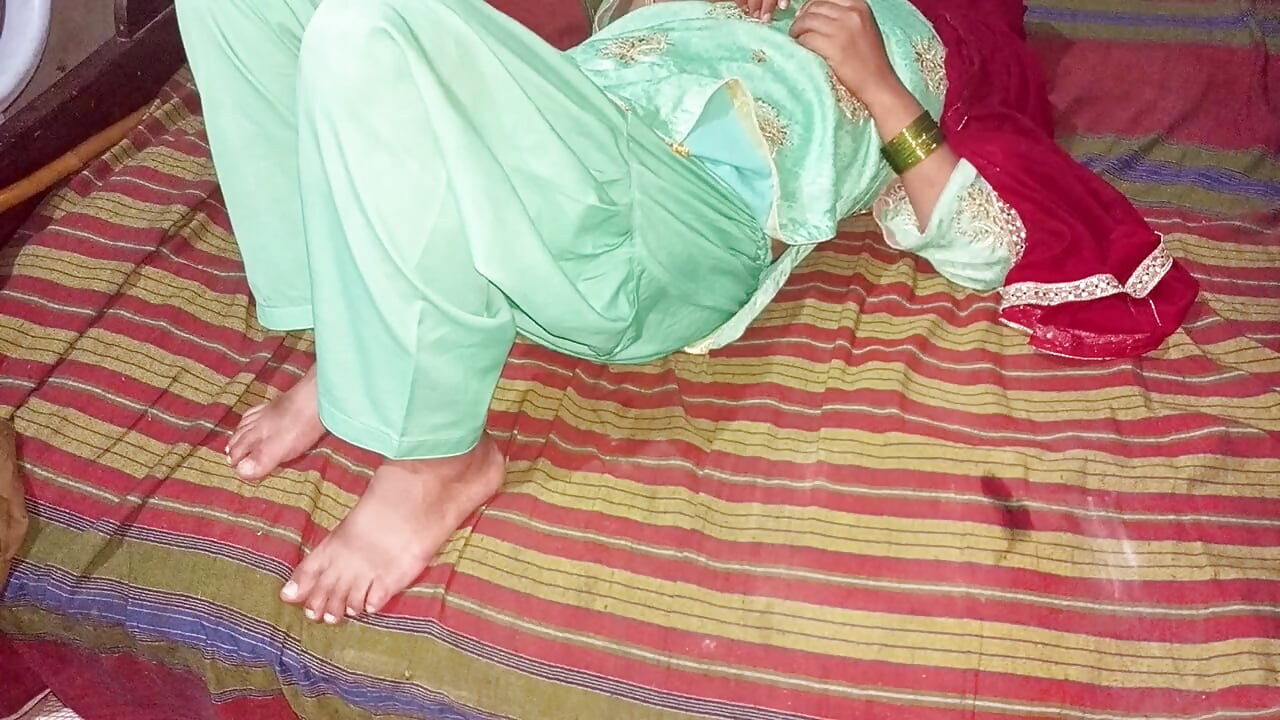 apne girlfrind ko school college me chod diya xxx (Hindi audio)