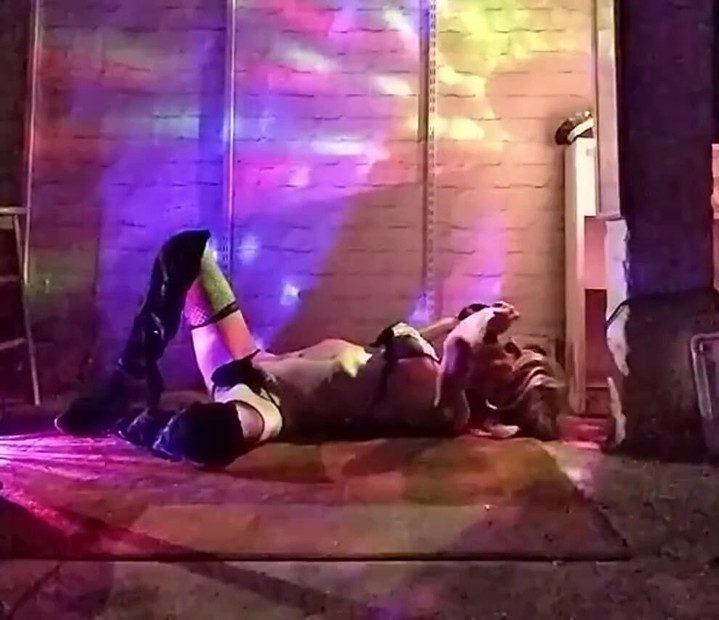 Some double dildo action ...