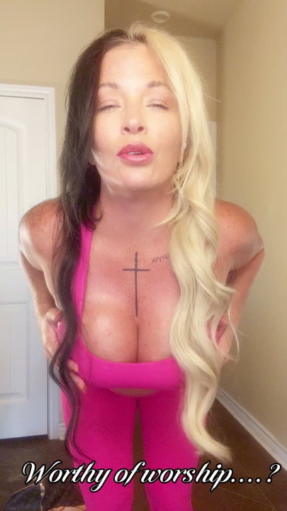 After-Gym Goddess: You Got My Attention - Sweaty post-gym MILF strips down, worships her own body, and fucks herself deep.
