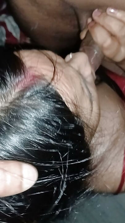 Indian Hindi Sex Desi Wife Full Mouth Sucks Cock