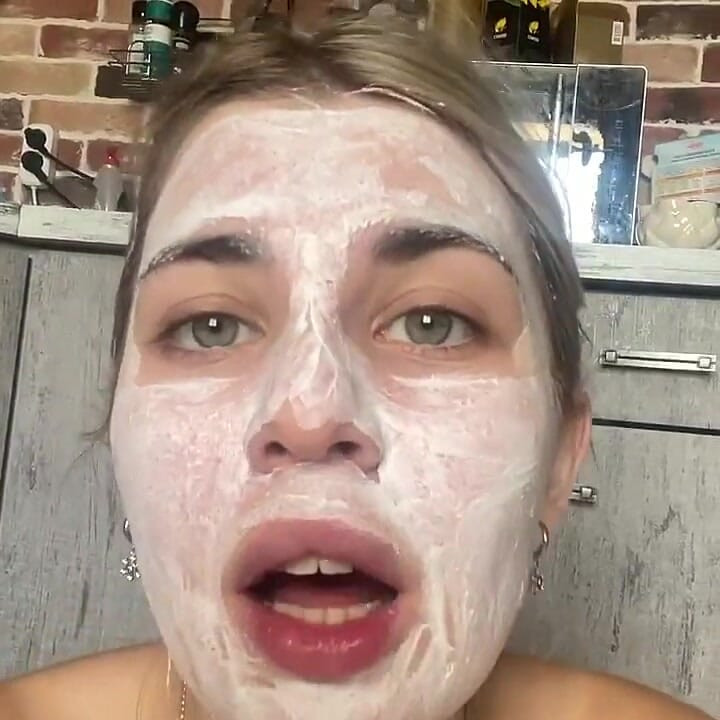 Heiße Spa-Masken-Behandlung