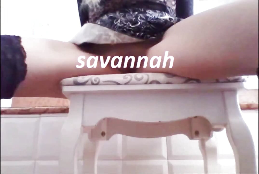 A True Penis Expert. Chantal Receives Intimate Photos and Comments with Wisdom