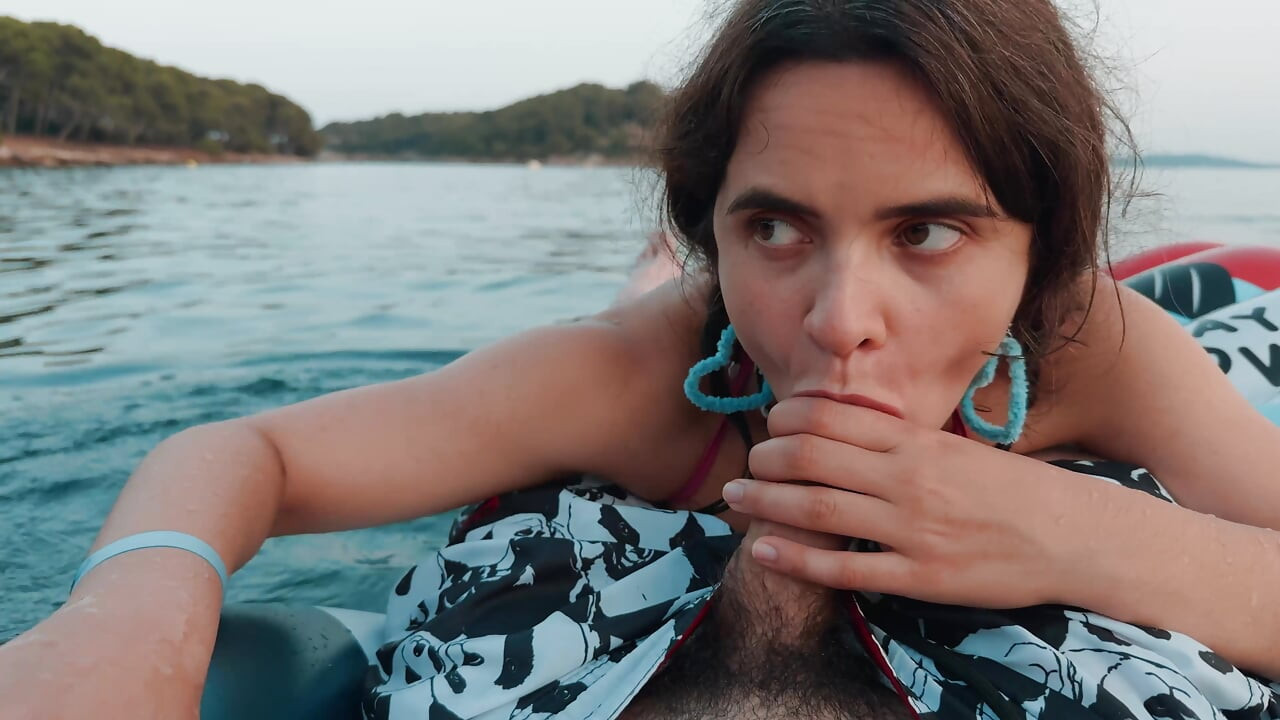 I Sucked Stepbro On The Paradise Floatie