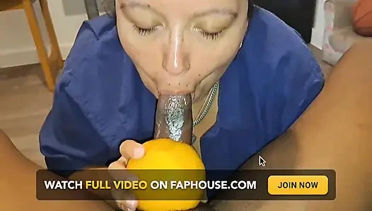 Greyfurtlu büyük siyah yarağı emiyor ve inliyor