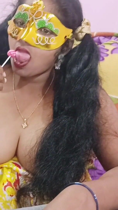 FULL VIDEO. A young woman shares secret intimacy with her neighbor's stepuncle audio. | Clip 1