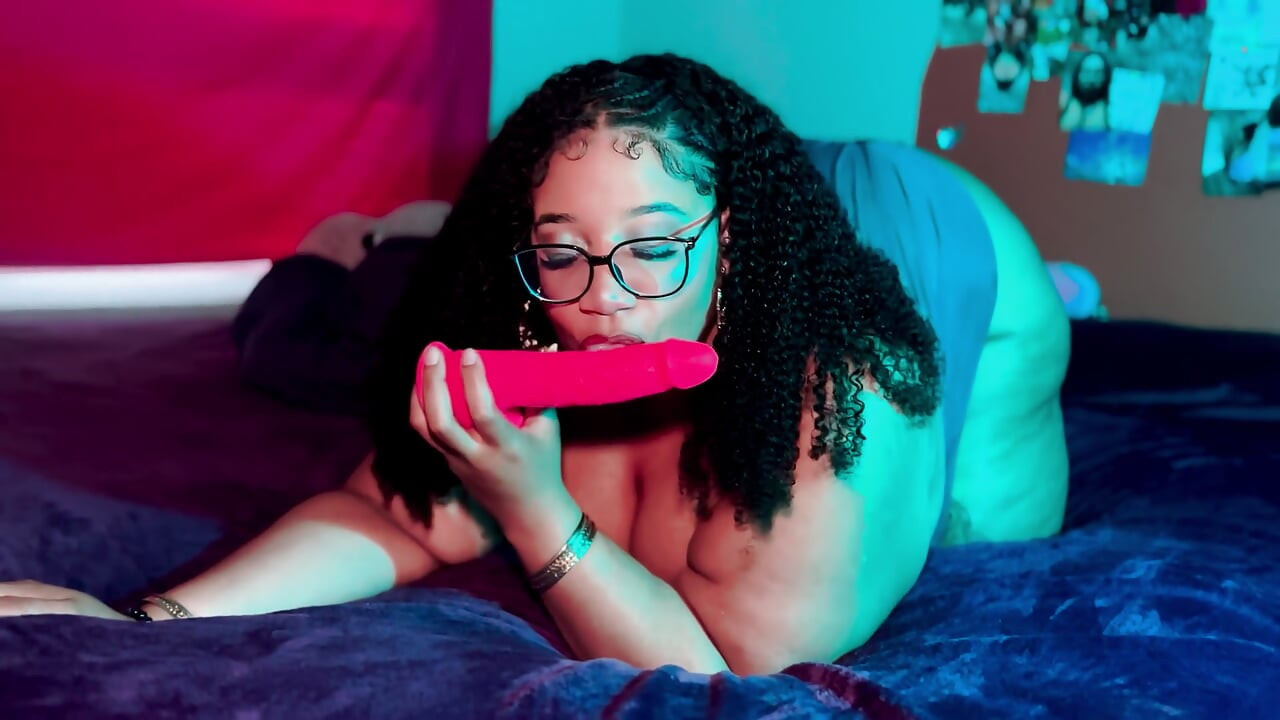 big gorgus woman loves teasing that dick