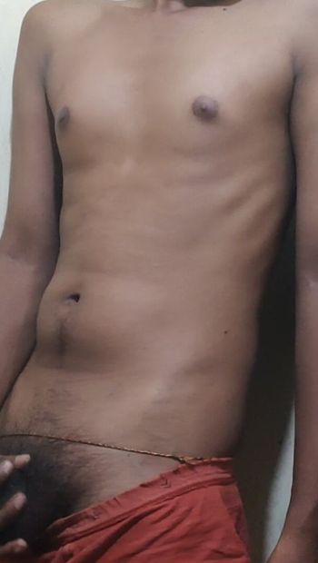 Un hombre mostrando cuerpo y penice indio sexo mms