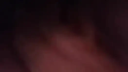 En iyi arkadaş oyunun tadını çıkarıyor