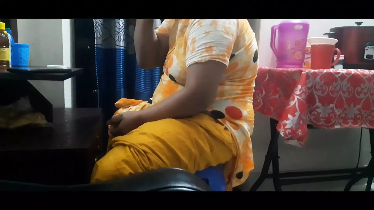 Deshi Vhabi Showing Her Big Phussy With Her Hasbend .