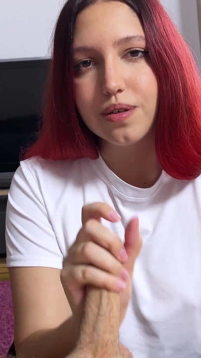 Sudut pandangan pertama adik tiri dara tahu cara memuaskan abang tirinya