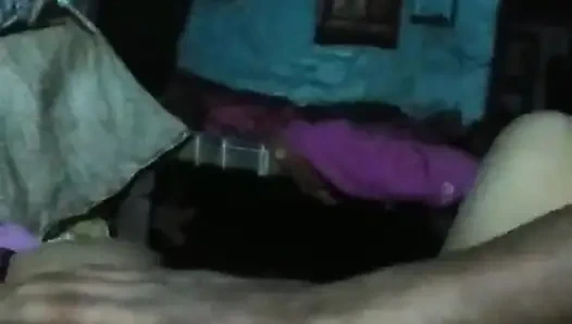 Pelayanku melakukan seks tha