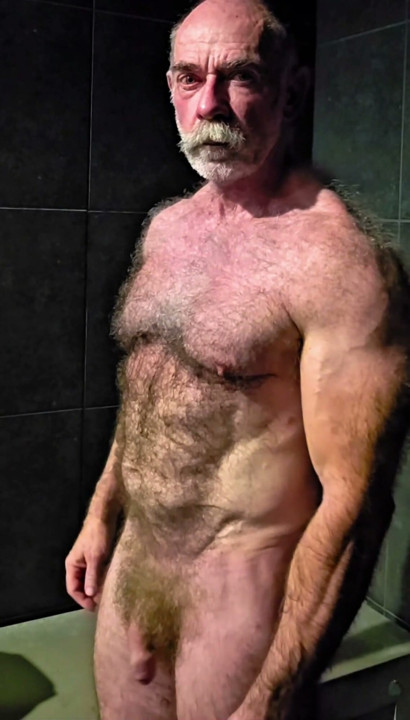 Hairy Dilf Showing Physique