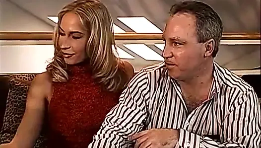 Отдуп моей жены в клубе: жену No53