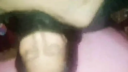 Dasi ngentot habis-habisan sama saudara tirinya yang cantik banget
