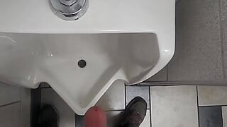 Sangat bogel di bilik air