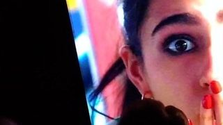 Sara ali khan mouthfuck and cumshot part 1