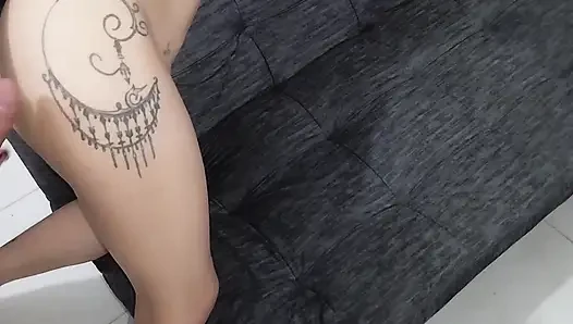 Spanischer Porno - Meine schöne latina-stiefmutter mit großen brüsten ist wirklich begierig darauf, sex zu haben. Sie bat mich, bitte meinen riesigen schwanz in sie zu stecken