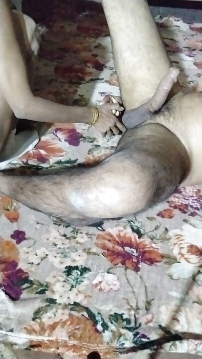 Przyrodnia siostra Saba Gaashti po raz pierwszy cieszyć się