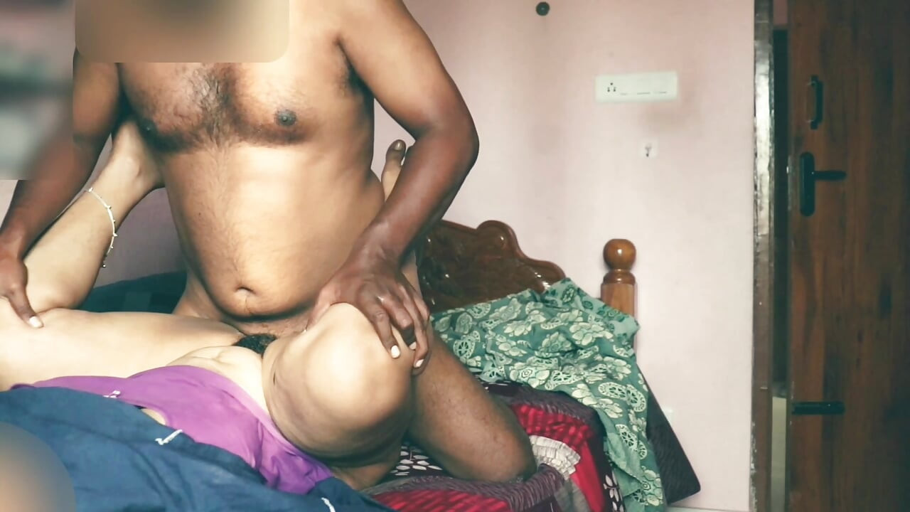 Hot Big Breasted Bhabhi in Nighty Fucked Hard