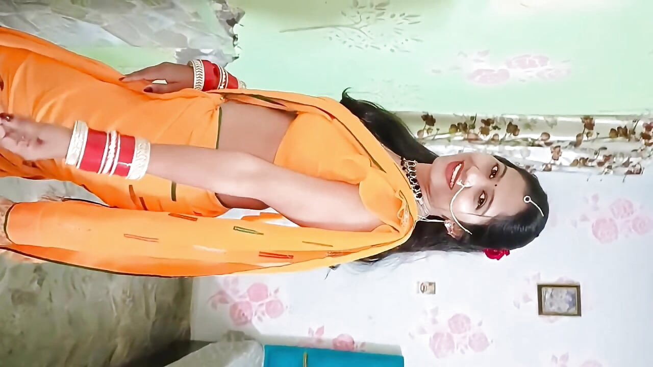 My big sister was angry, we shared single bed, full Hindi Audio