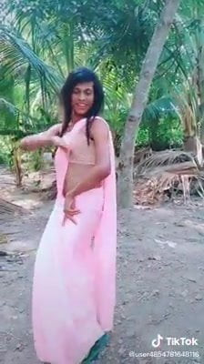 Sri Lankan CRossdresser dancing