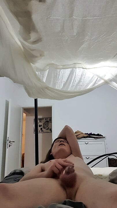Chastity crossdresser masturbation