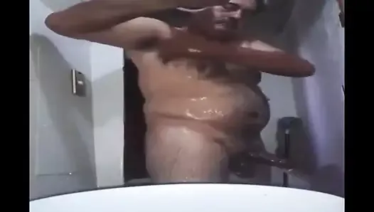 Str8 pakistani daddy shower time