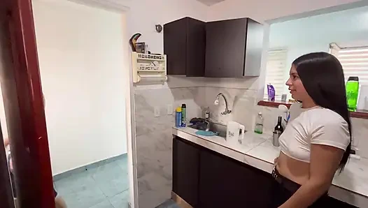 I Fucked My Plumber, He Was Very Beautiful and I Got His Milk Out of Him.