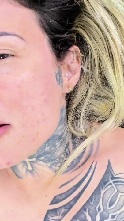 I took a roll in the ass and in the pussy I went to the fur because it is more delicious and he couldn't stand it and came in my pussy | Clip 2
