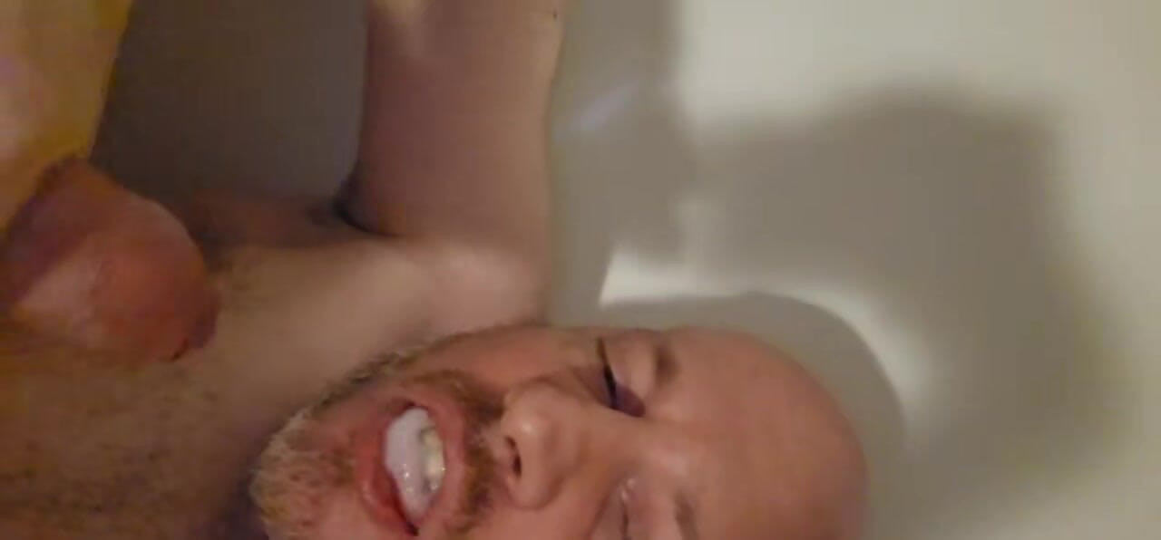 Florent cumming in his own throat!