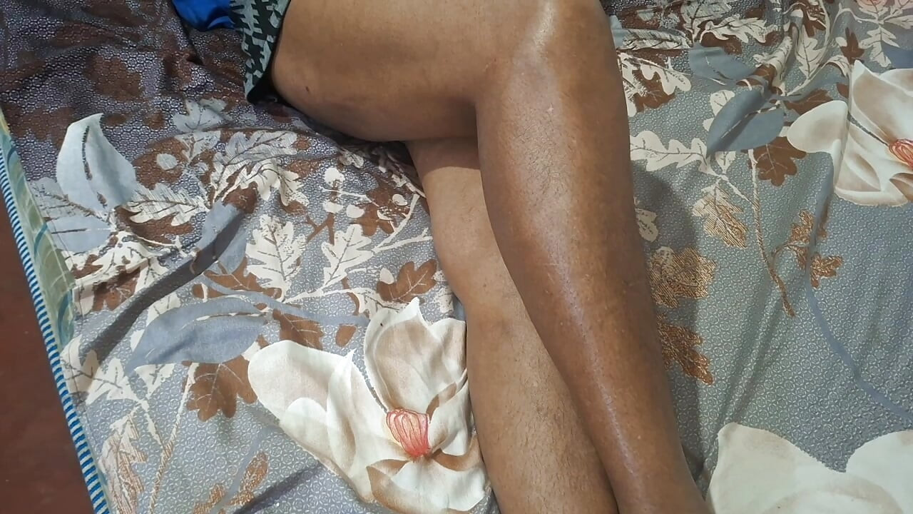 OMG！親友の継母のデカ尻