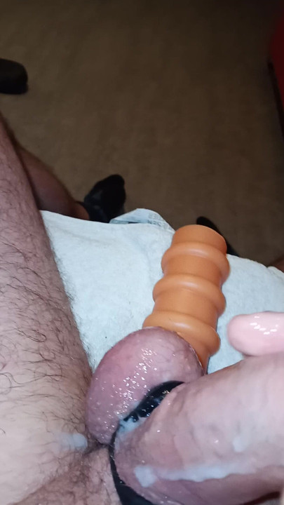 Jerking off and squirting