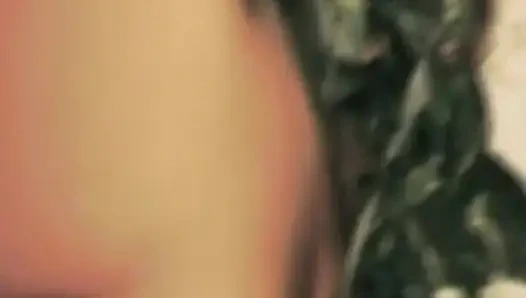 Приключения фигуристой блондинки на улице