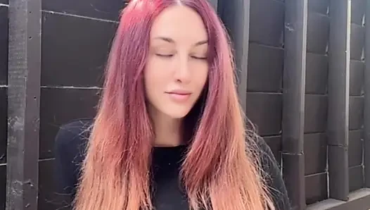 Italienische milf artemisia mit dicken titten Liebt lange haare fetisch im freien