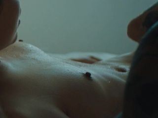 Margaret Qualley nude pussy + tits 'LOVE ME LIKE YOU HATE ME’
