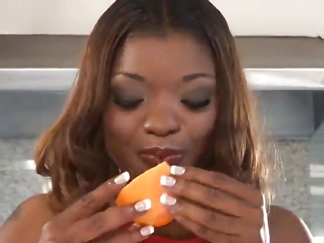 Guy Opens Black Girl's Legs and Eats Her Pussy Then Fucks