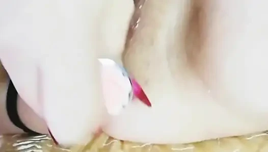 Vagina basah dengan kejutan