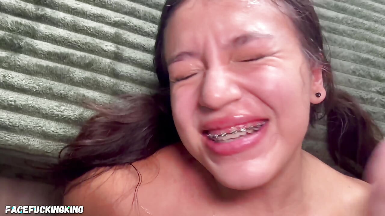 Pigtailed Teen Amira Mae Sloppy Deepthroat Face Fuck & Eats Ass