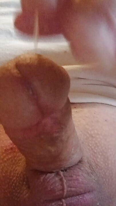 Cock head stimulation with precum