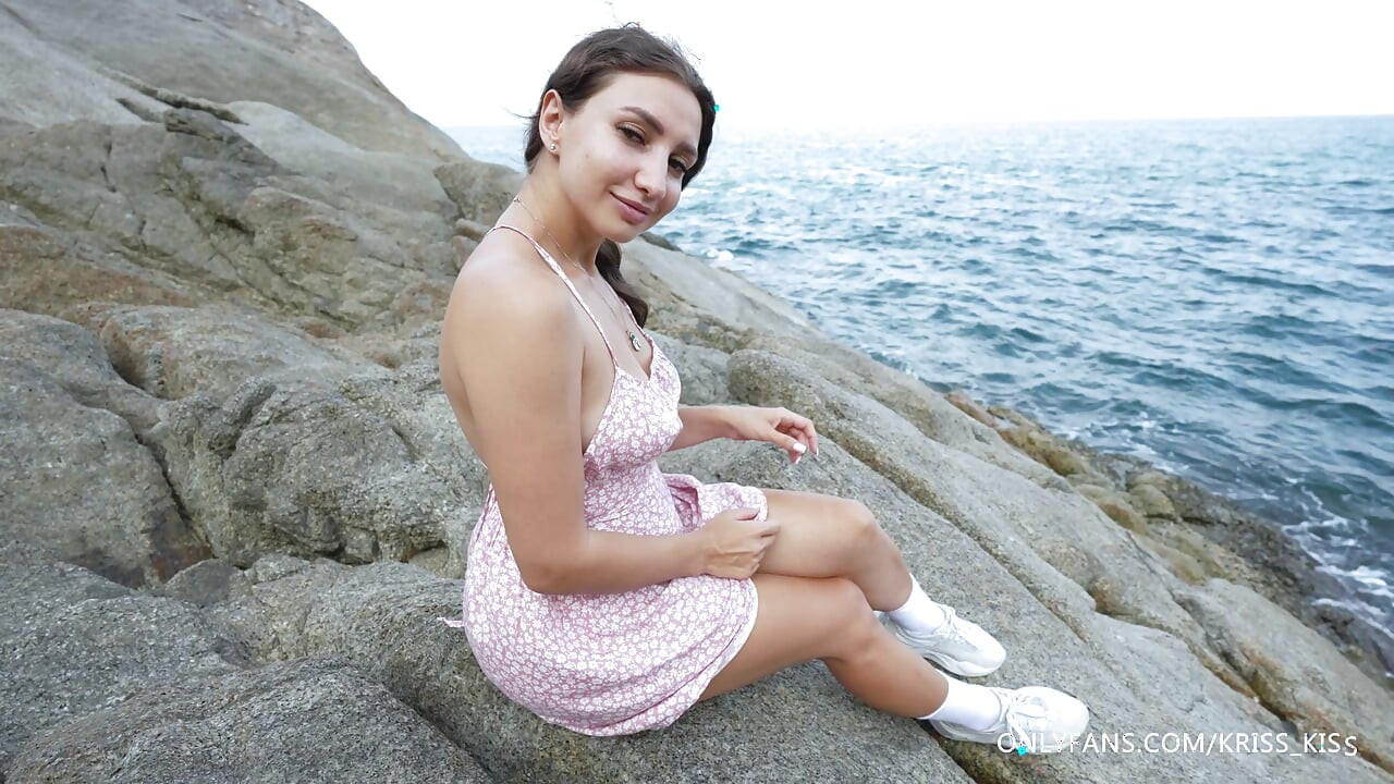 HARDCORE FISHERMAN AND OF MODEL! Outdoor real sex!