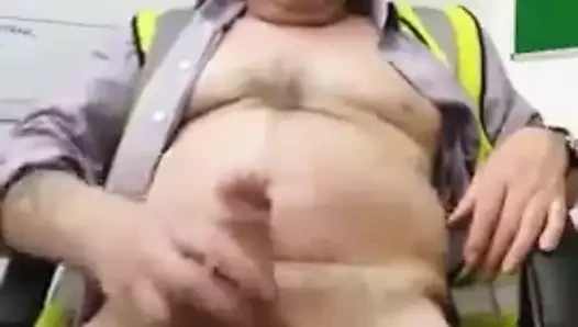 Silverdaddy ofiste mastürbasyon yapıyor