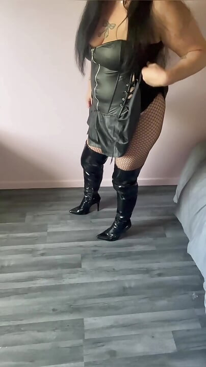 JOI dla wyznawców skóry i lateksu