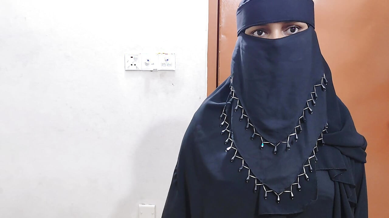 インドのマスター、エル・ヒジャブ、美しい妻がほとんど私のホームビデオとセックスしていない。