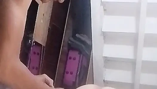 трахаю задницу киски моей жены