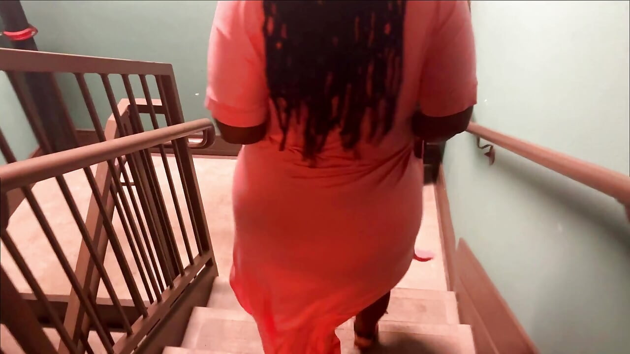 Diana의 보지가 너무 쪼이는 난 그냥 그 엉덩이를 좋아해