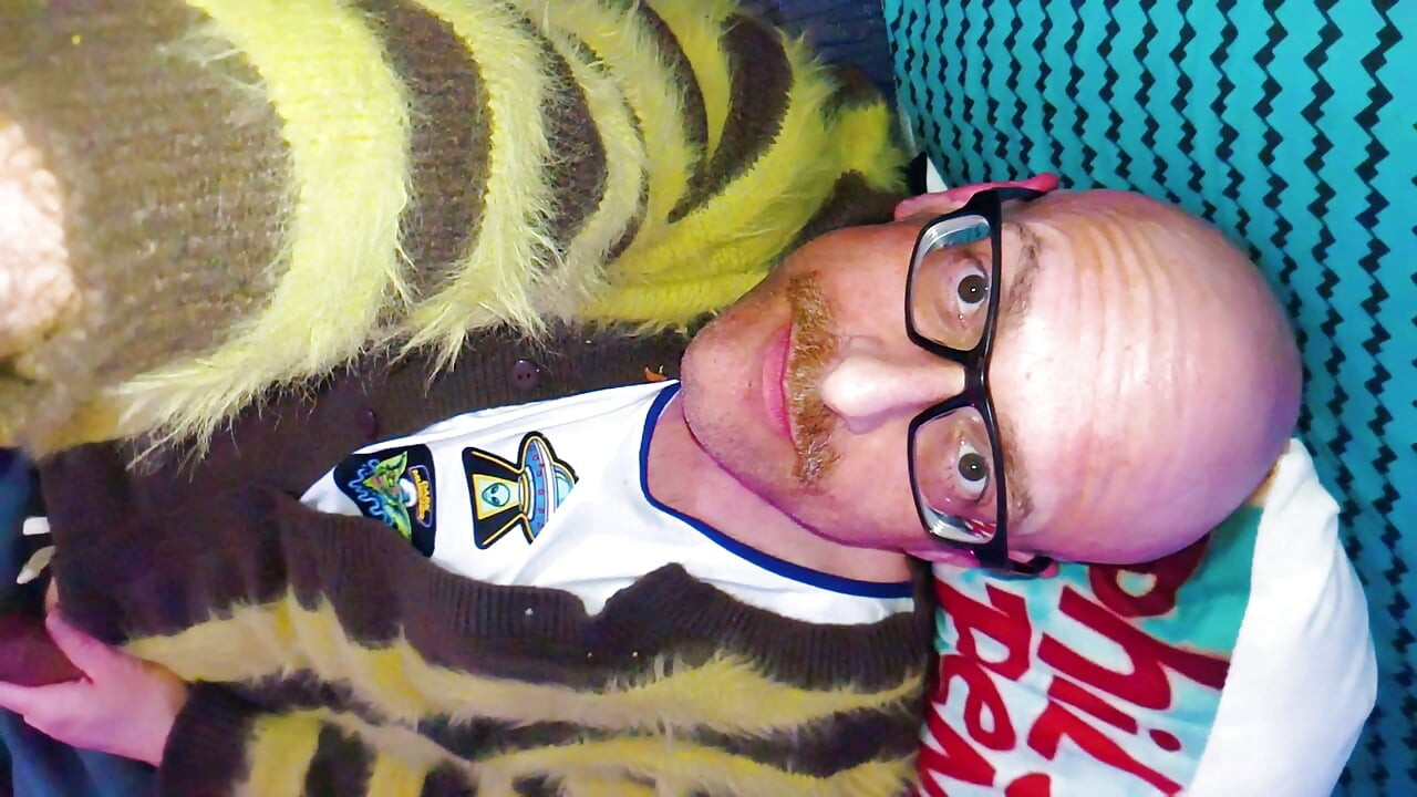 Phil the CockSucker cum , dildos , ass spread , masturbating, solo gay man
