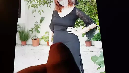 Cum üzerinde anitabonita