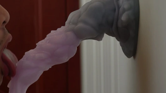 Treinamento com meu vibrador de dragão Nothosaur do tamanho L (10.6 in)